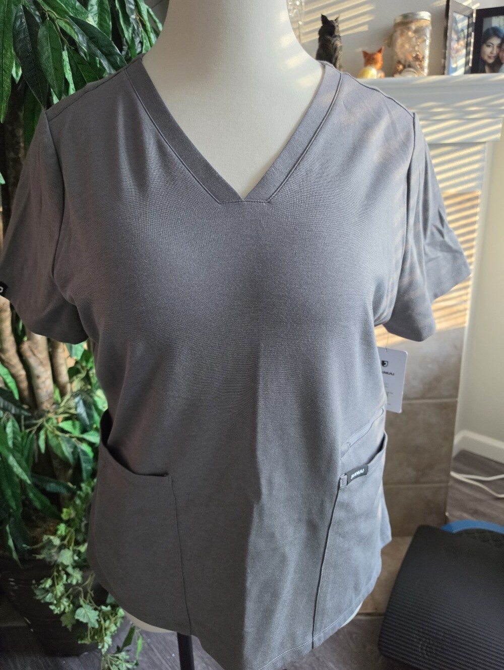 JAANUU Gray V-Neck Medical Scrub Top